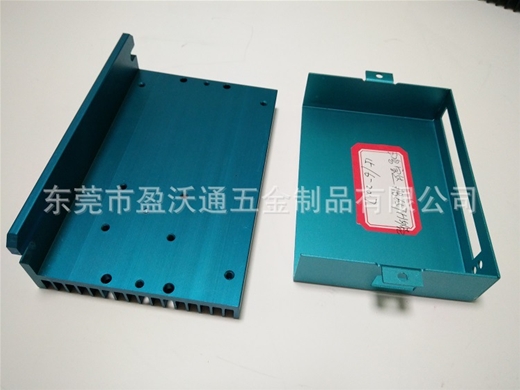 步进/伺服器散热器+外壳4